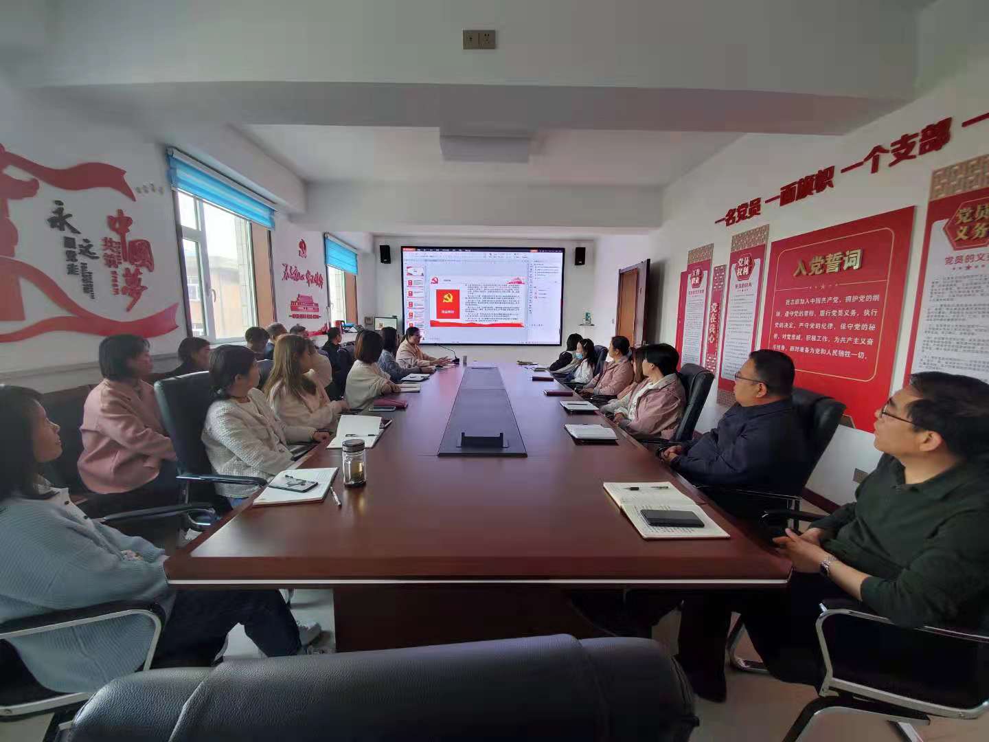 市水务公司举办《民法典》专题培训